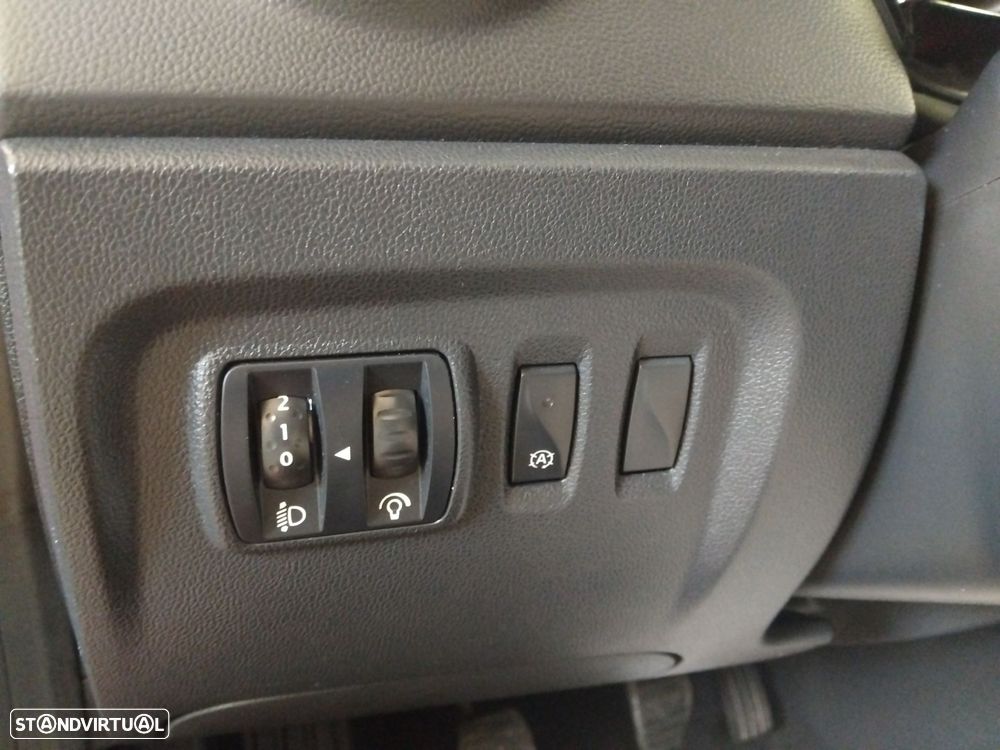 Renault Captur 0.9 TCE Exclusive - 19