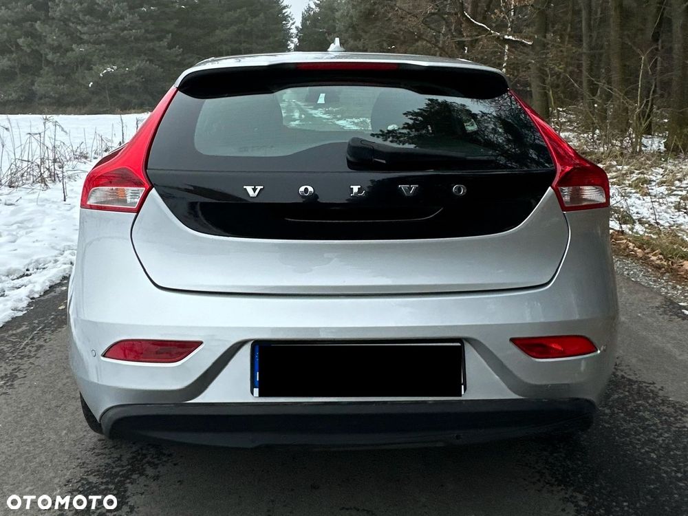 Volvo V40 D2 Summum - 6