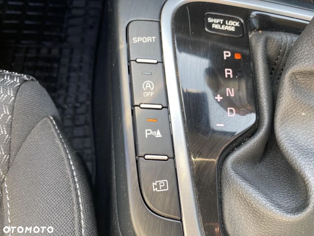 Kia Ceed 1.5 T-GDI M DCT - 22