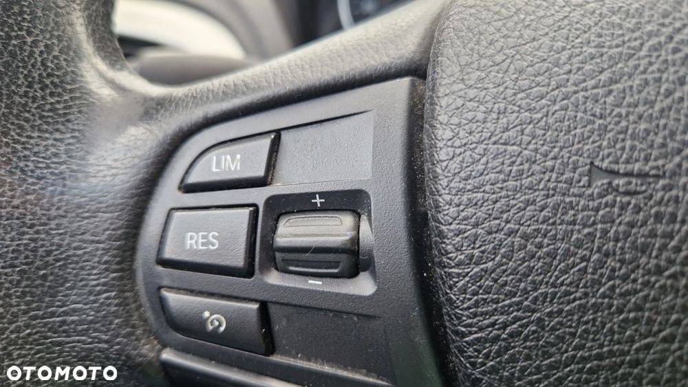BMW Seria 1 118d Sport Line - 20