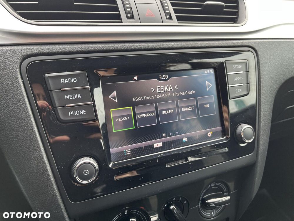 Skoda RAPID 1.0 TSI Ambition DSG - 22