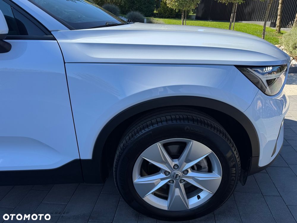 Volvo XC 40 - 35