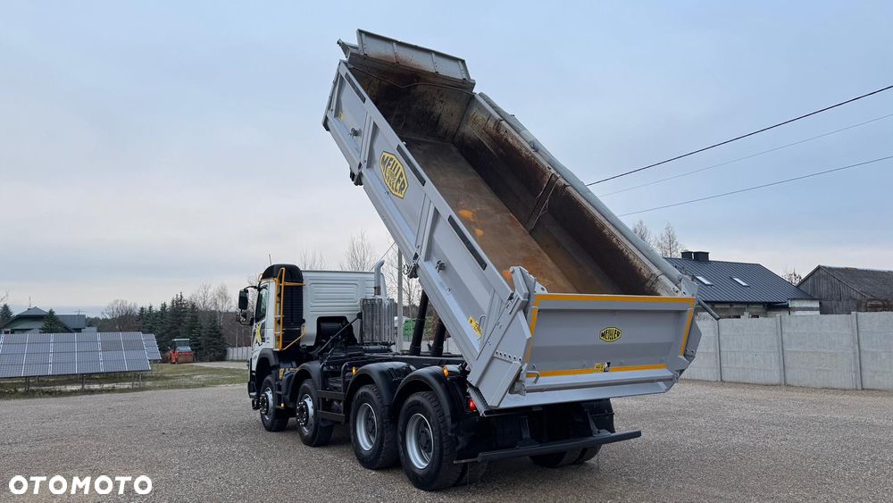 Volvo FMX 410  8X4 - 23