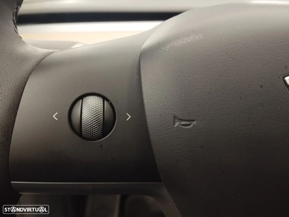 Tesla Model Y Long Range Tração Traseira - 22
