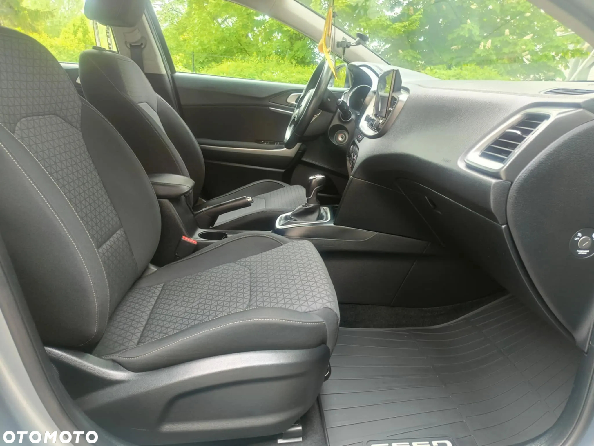 Kia Ceed 1.0 T-GDI S - 10