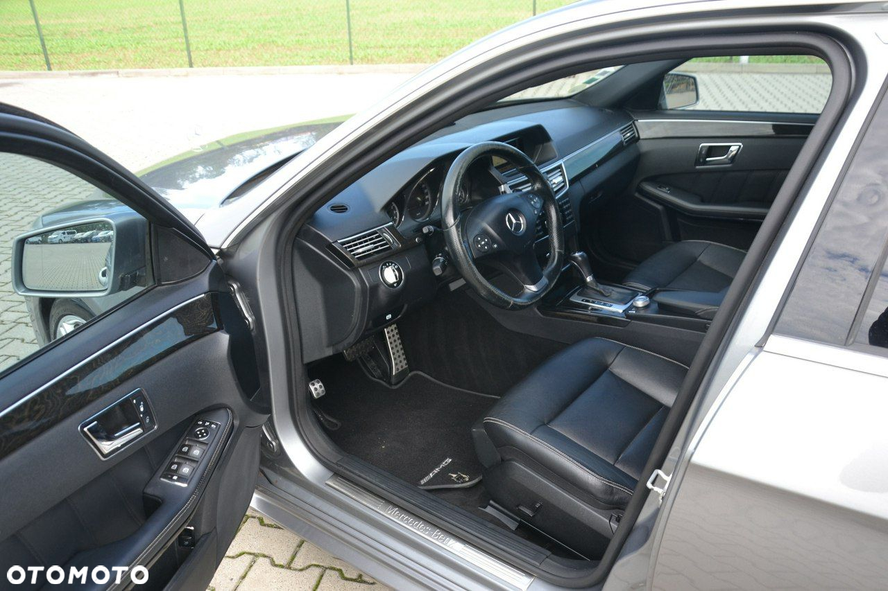 Mercedes-Benz Klasa E - 14