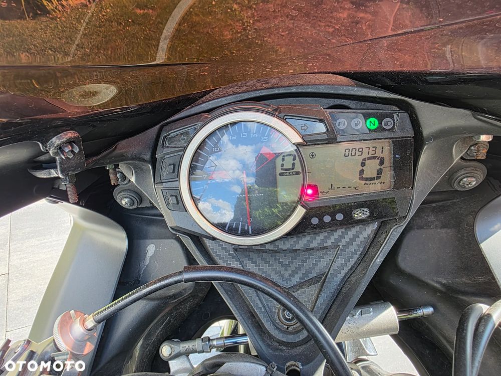 Suzuki GSX-R - 8