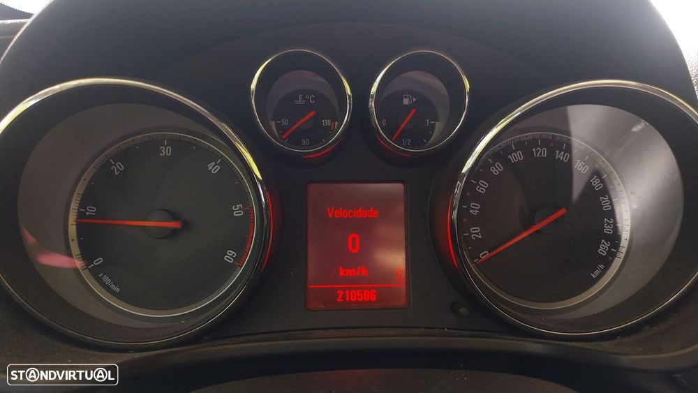 Opel Insignia 2.0 CDTi Cosmo ecoFLEX - 10