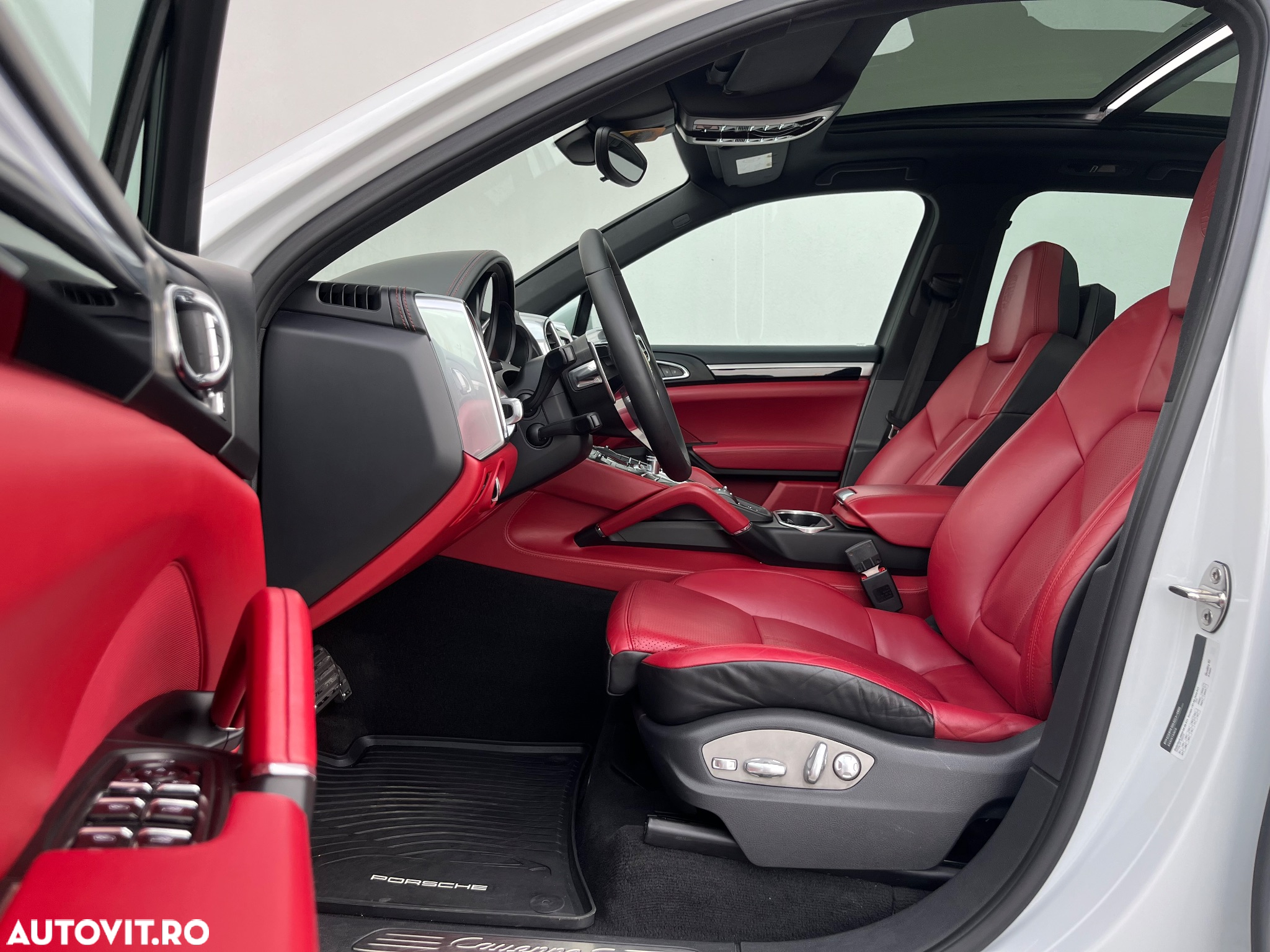 Porsche Cayenne S Hybrid Tiptronic S - 16