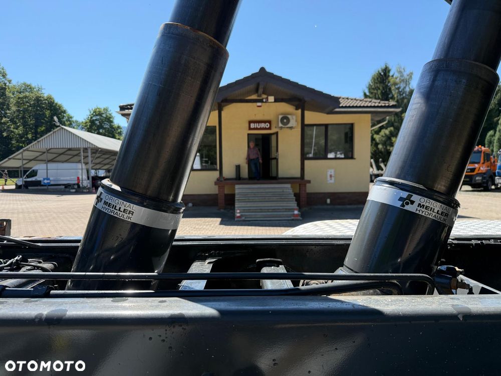 Mercedes-Benz 3246 AROCS wywrotka 3-str. MEILLER, BORDMATIC, 376 t.km.! - 12