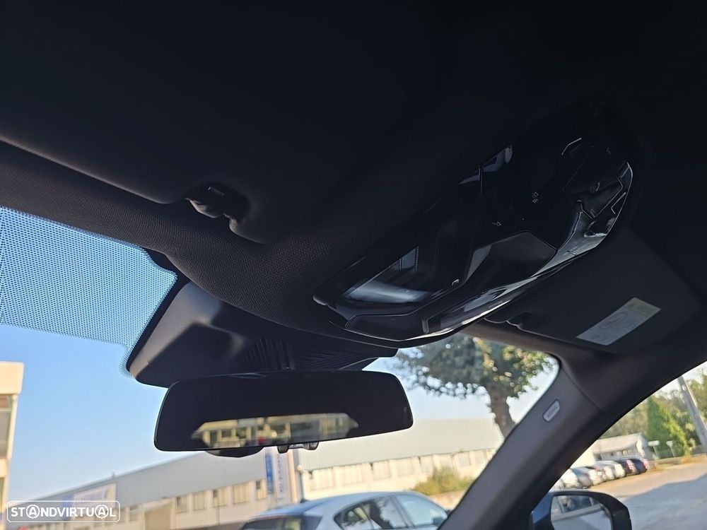 BMW 530 e Pack Desportivo M - 27