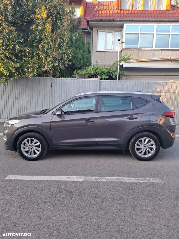 Hyundai Tucson - 2