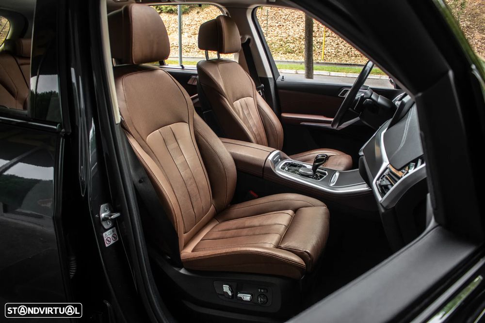 BMW X5 xDrive45e - 25
