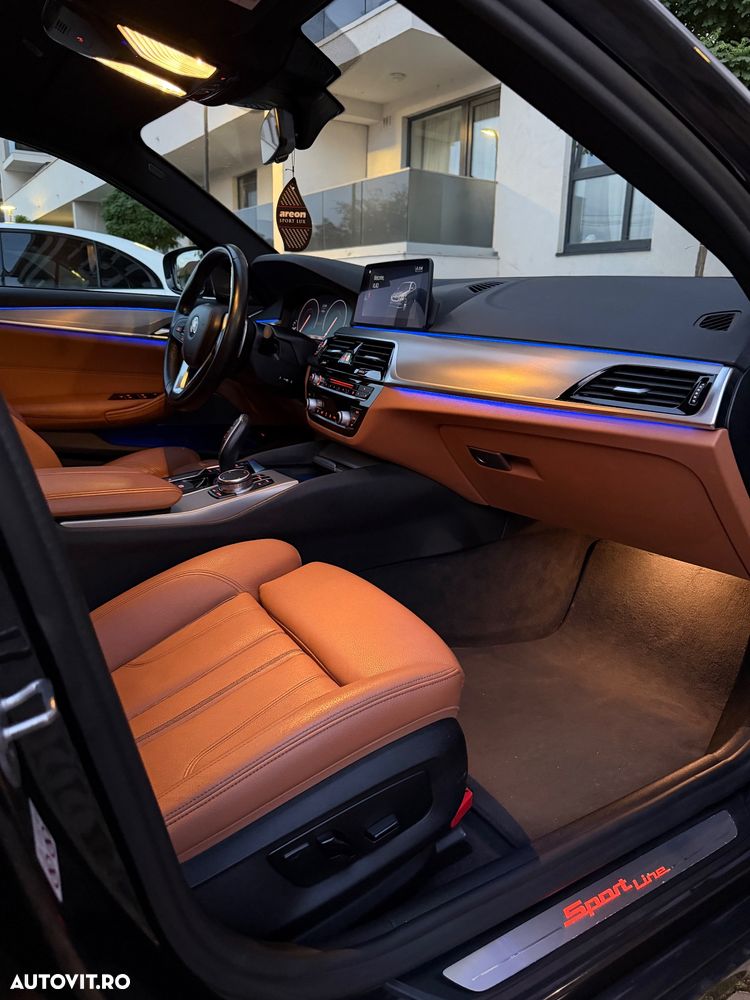 BMW Seria 5 530i xDrive AT - 11