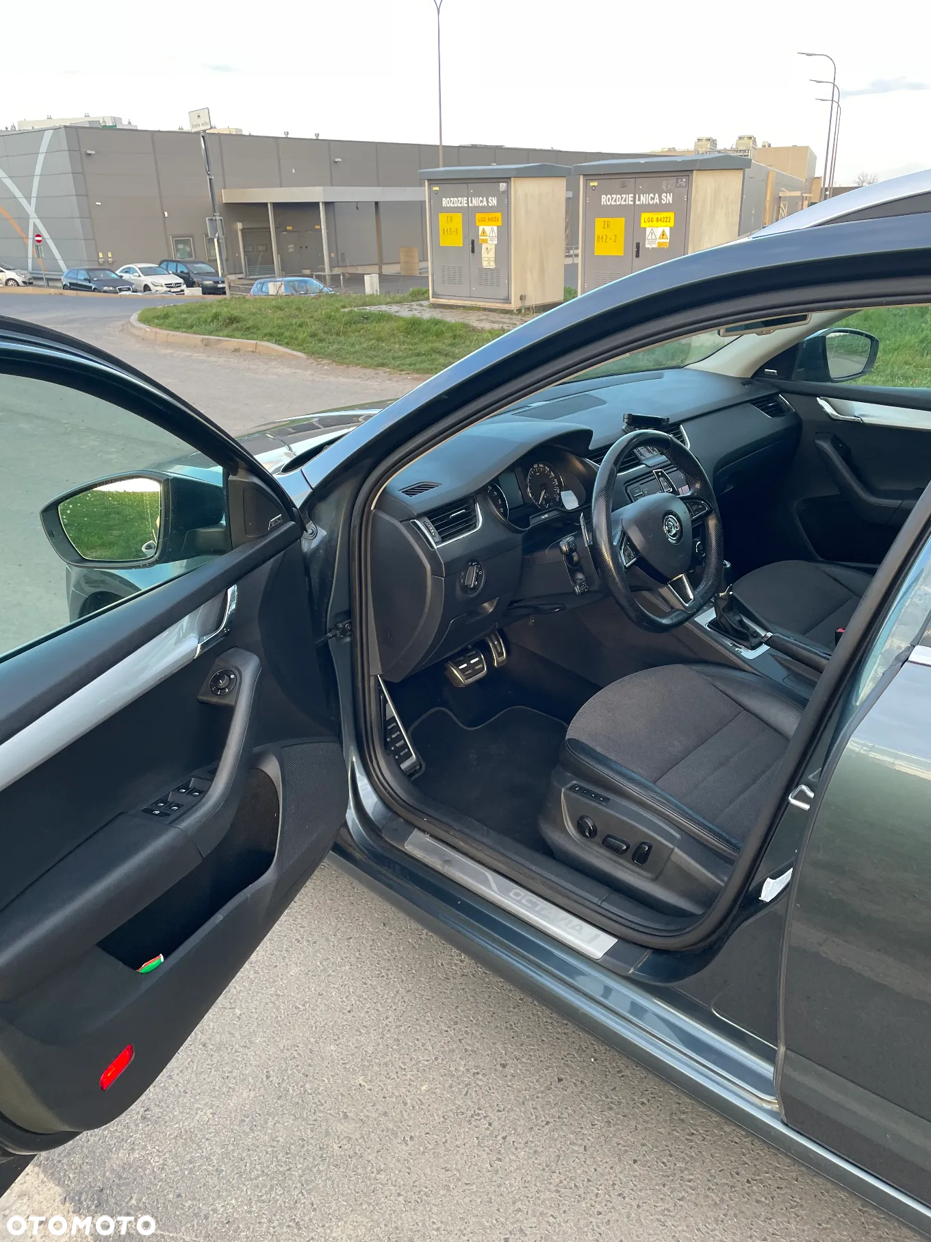 Skoda Octavia Combi 2.0 TDI Green tec DSG Elegance - 29