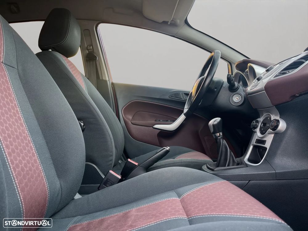 Ford Fiesta 1.25 Titanium - 12