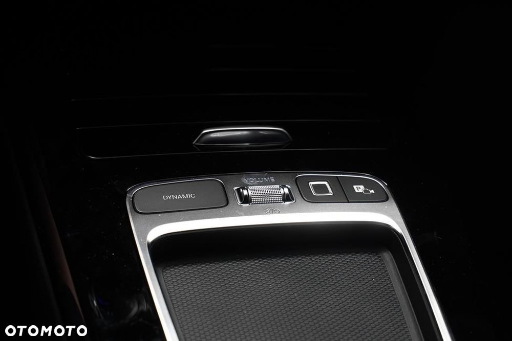 Mercedes-Benz Klasa A 200 7G-DCT AMG Line - 19