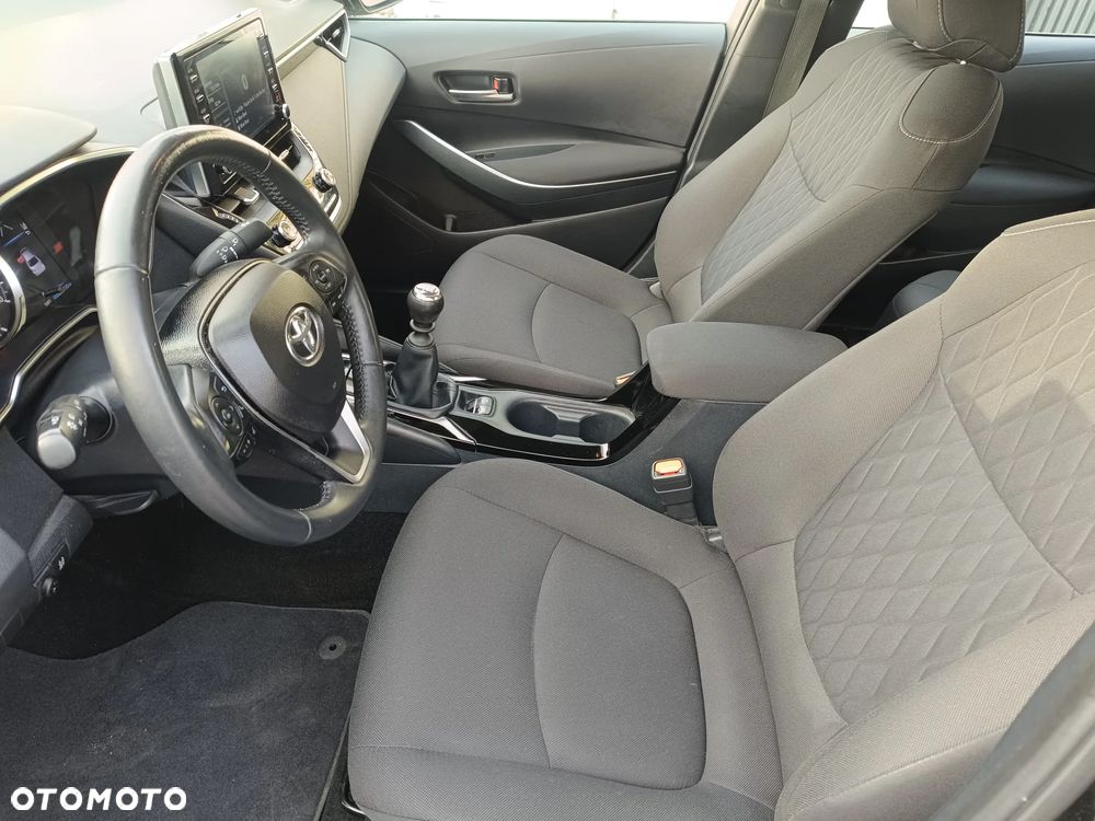 Toyota Corolla 1.6 Comfort - 18