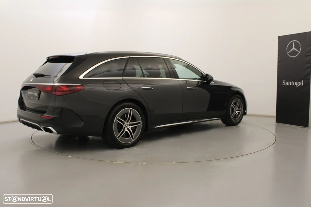 Mercedes-Benz E 300 Standard - 6