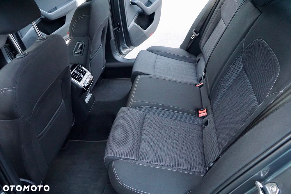 Skoda Superb 2.0 TDI SCR Style DSG - 18