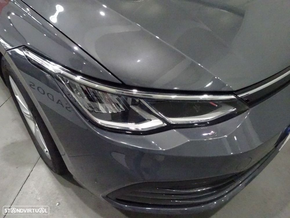 VW Golf Variant 2.0 TDi Conceptline - 32