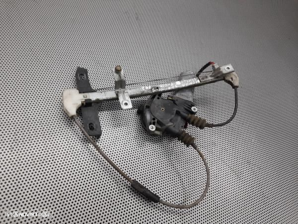 Elevador Tras Dto  Honda Civic V Hatchback (Eg) - 4
