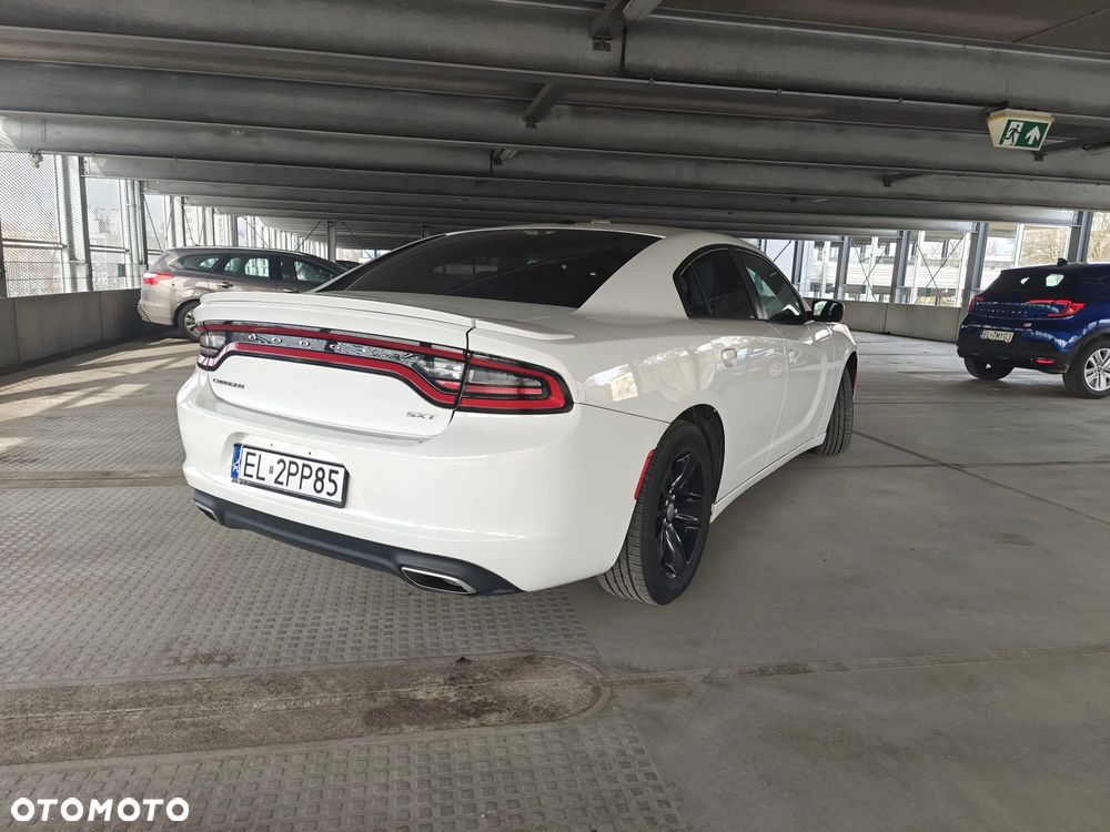 Dodge Charger - 11