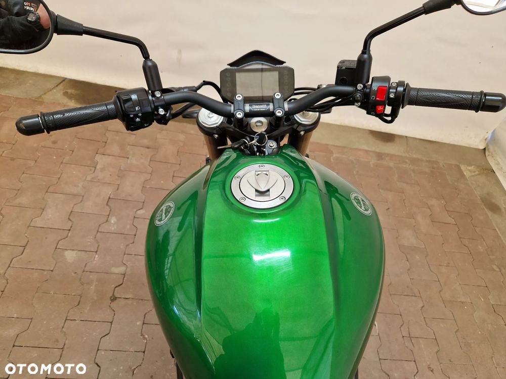 Benelli 752 S - 36