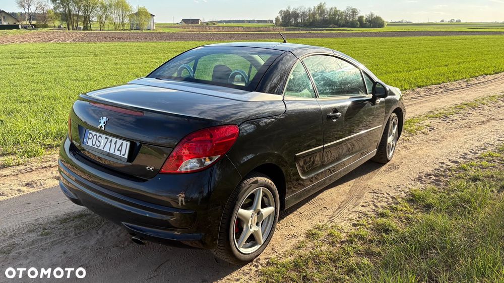 Peugeot 207 CC - 6