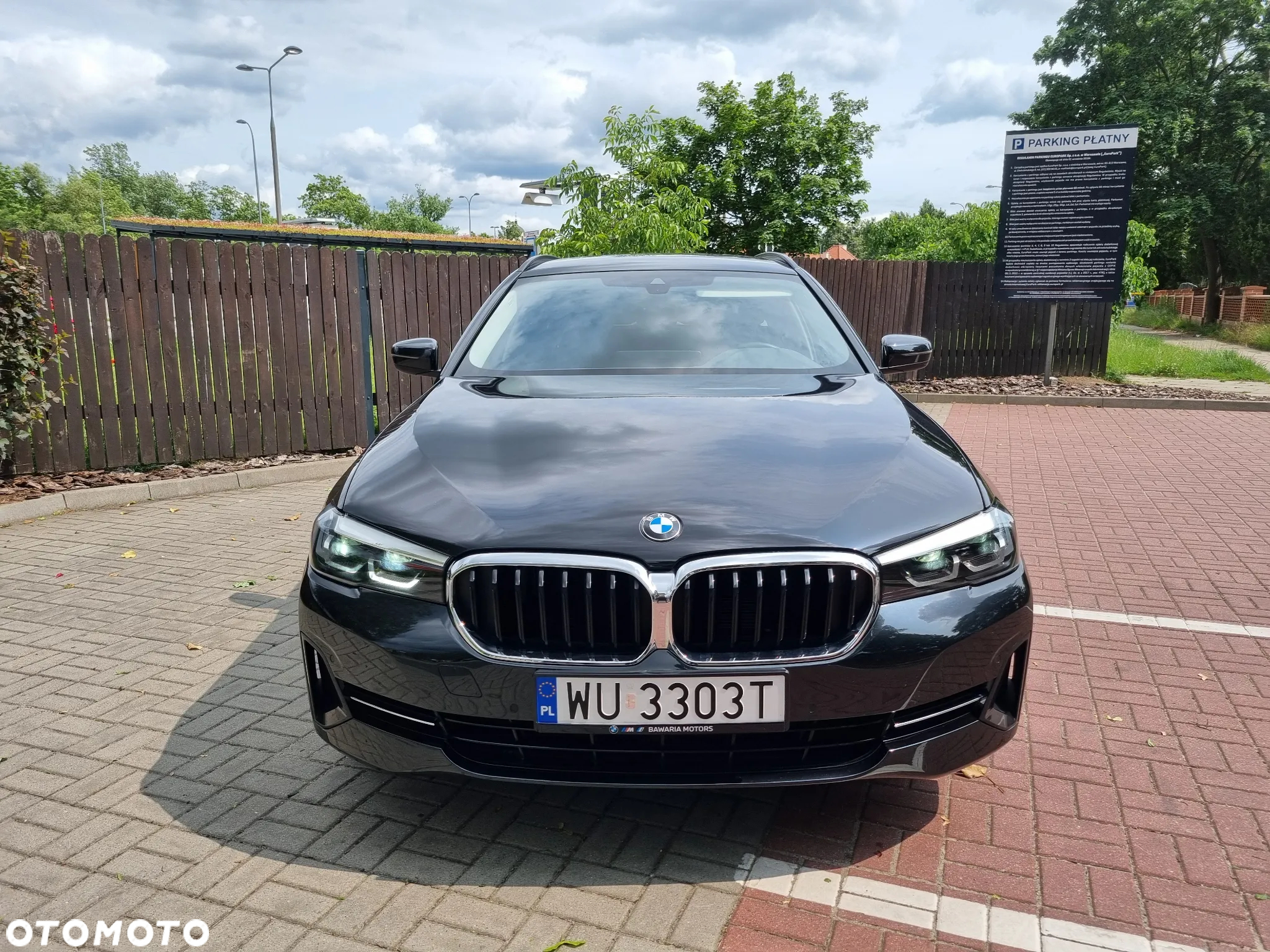 BMW Seria 5 520d Touring - 11
