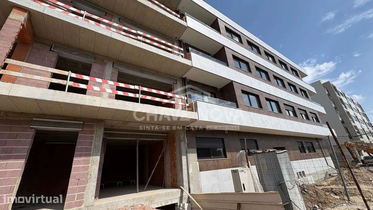 Apartamento T2 ao nível do 1º andar virado a Nascente! - Grande imagem: 4/27