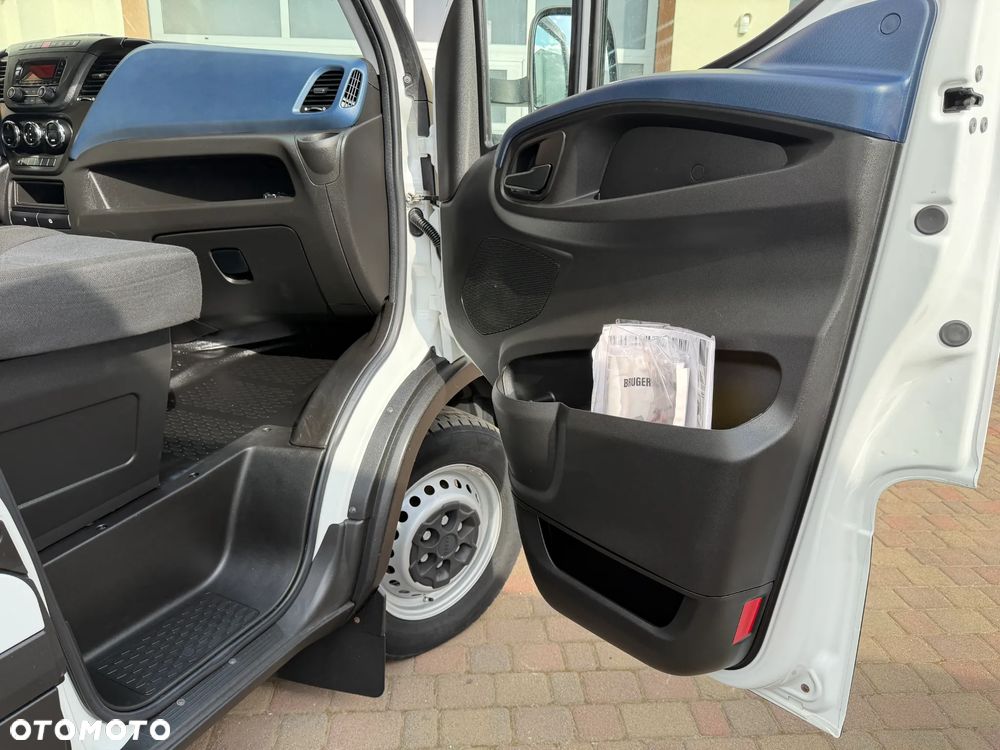 Iveco Daily 3,0 Izoterma 10 EP Winda - 22