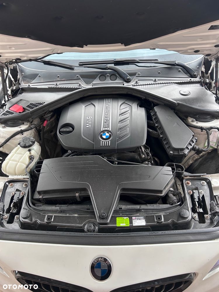BMW Seria 2 220d - 20