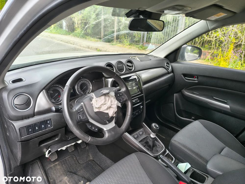 Suzuki Vitara 1.4 Boosterjet Elegance 2WD - 8