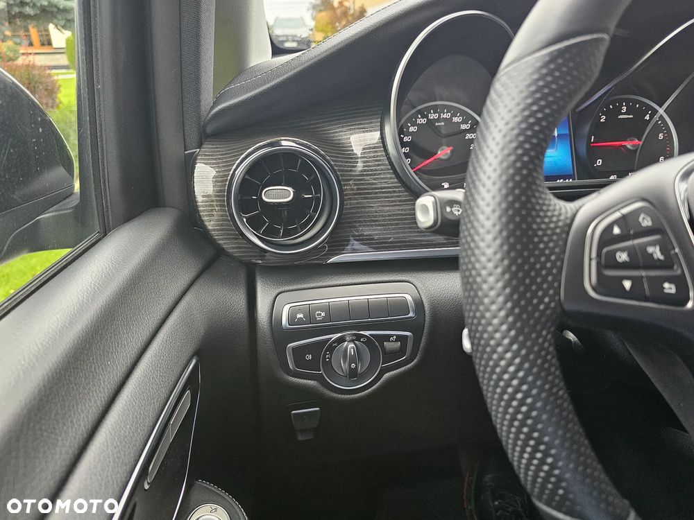 Mercedes-Benz Klasa V 300 d Avantgarde 9G-Tronic - 20