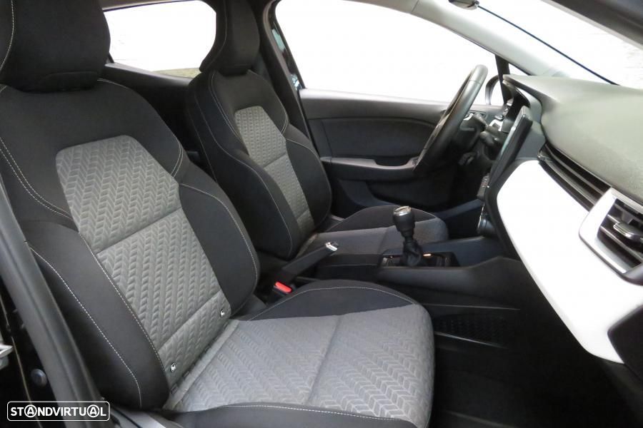 Renault Clio 1.0 TCe Techno Bi-Fuel - 10