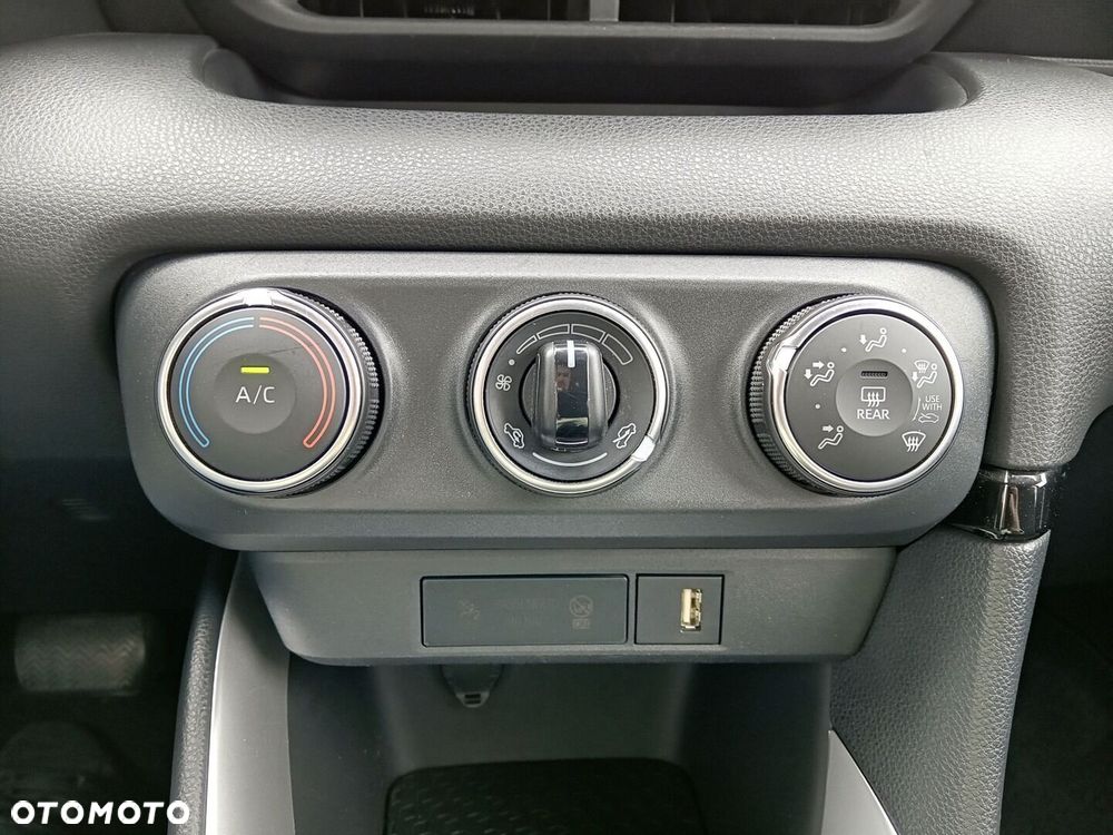 Toyota Yaris 1.5 Comfort CVT - 17