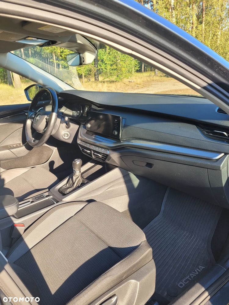 Skoda Octavia 1.5 TSI ACT Ambition - 14