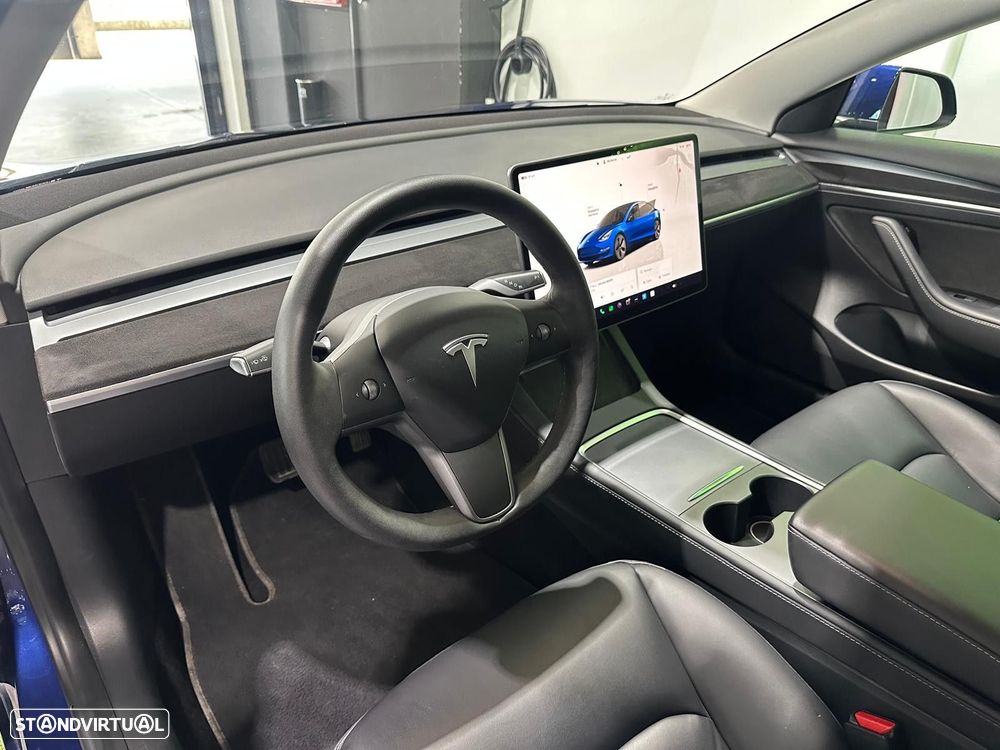 Tesla Model 3 Long Range Tração Traseira - 26