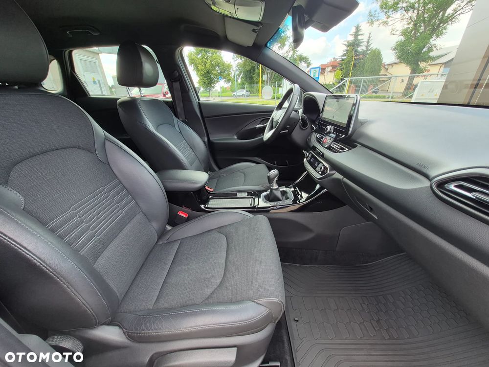 Hyundai i30 1.5 T-GDI 48V Smart - 15