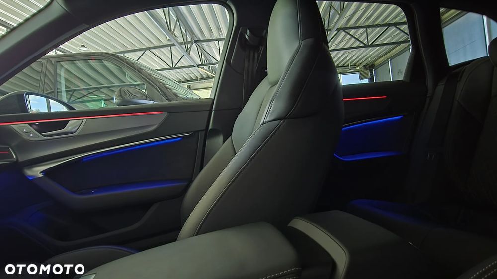 Audi A6 Avant 45 TFSI quattro S tronic S line - 29