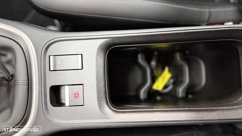 Jeep Avenger 1.2 GSE T3 Altitude - 22