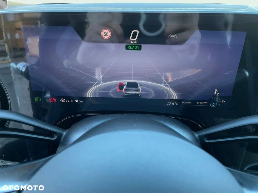 Mercedes-Benz CLA - 21