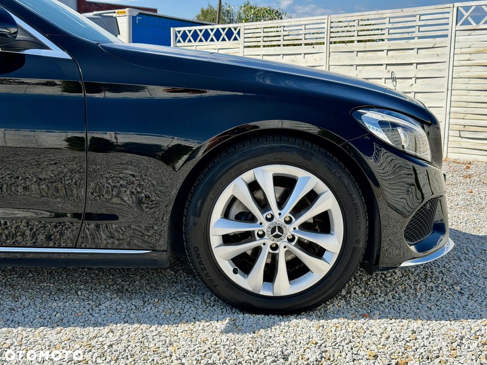 Mercedes-Benz Klasa C 180 7G-TRONIC - 27