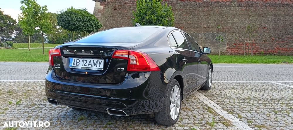 Volvo S60 D3 DRIVe Momentum - 3