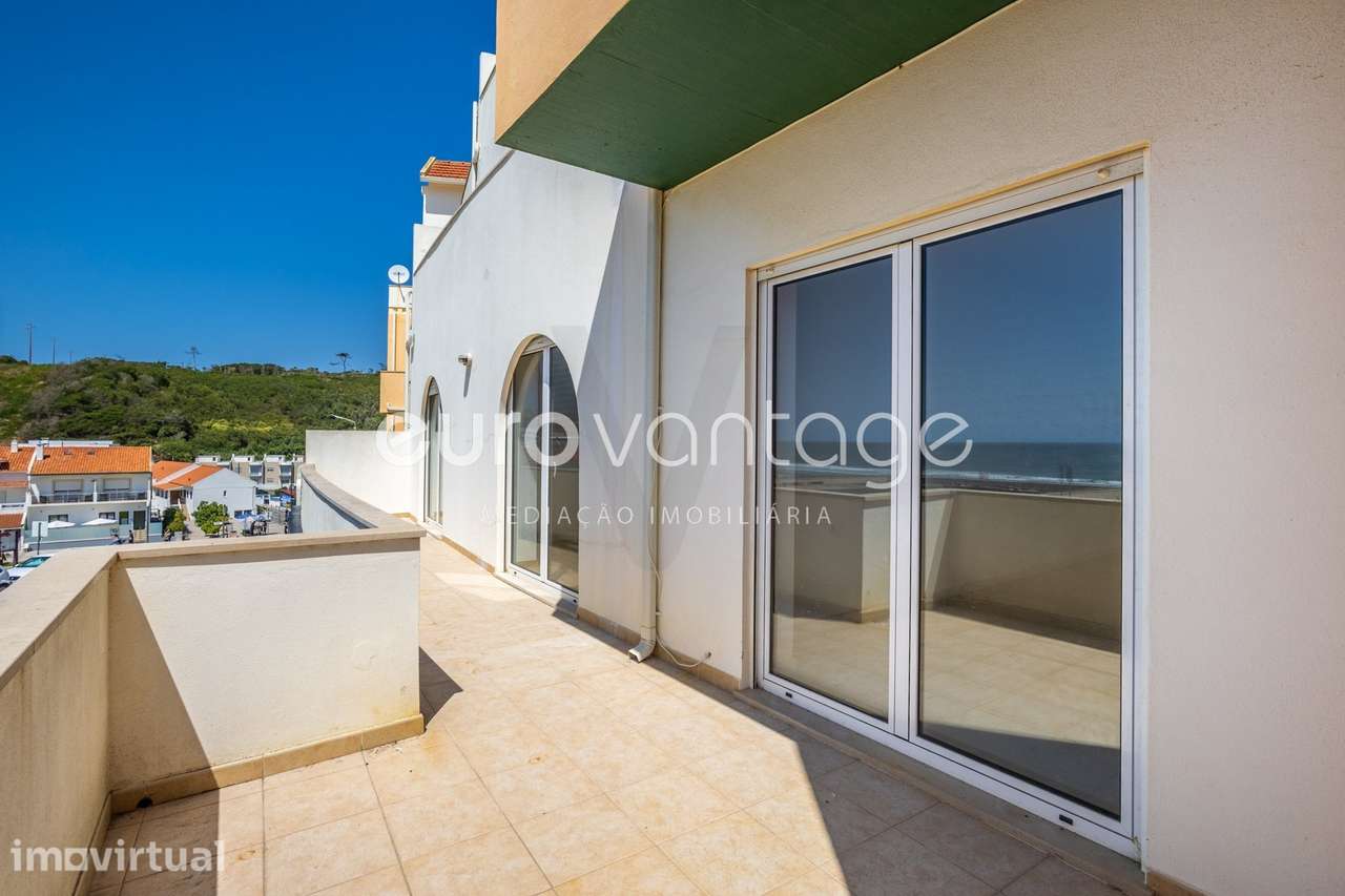 Apartamento T3 Renovado com Vista Mar em Condomínio Privado  – Prai... - Grande imagem: 5/41