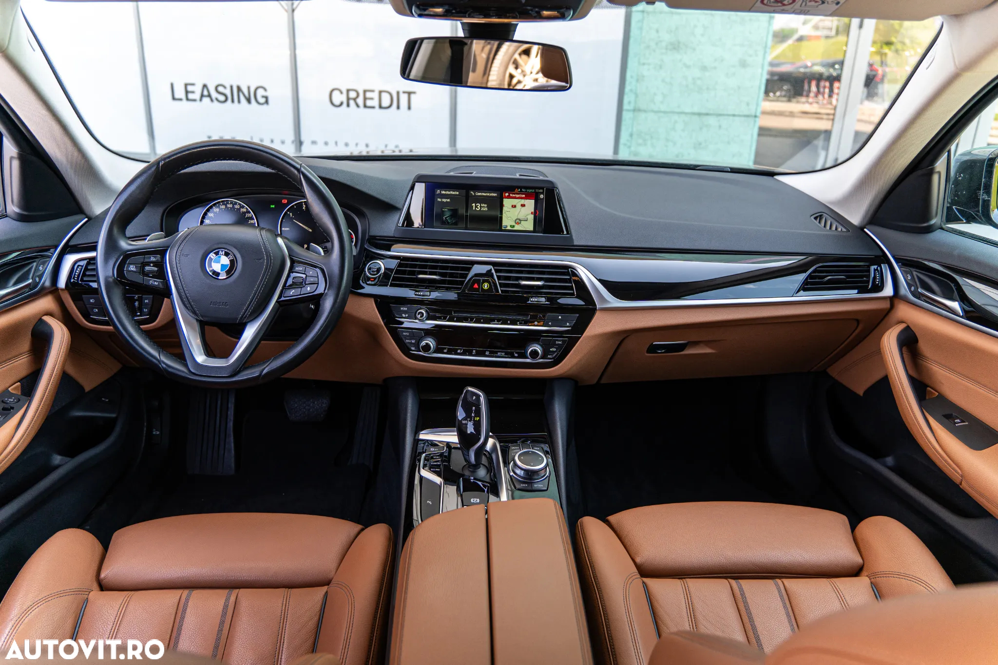 BMW Seria 5 520d AT - 9