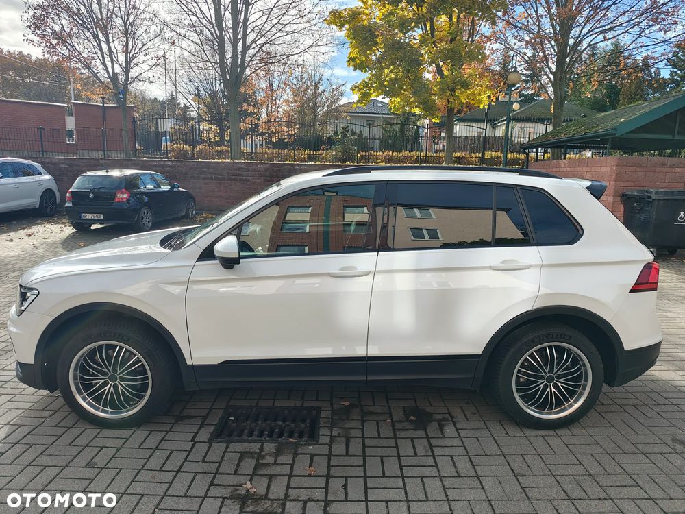 Volkswagen Tiguan 2.0 TDI SCR 4MOTION BlueMotion Technology DSG Sport & Style - 3