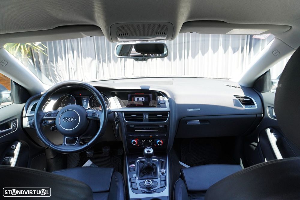 Audi A5 2.0 TDI S-line - 28