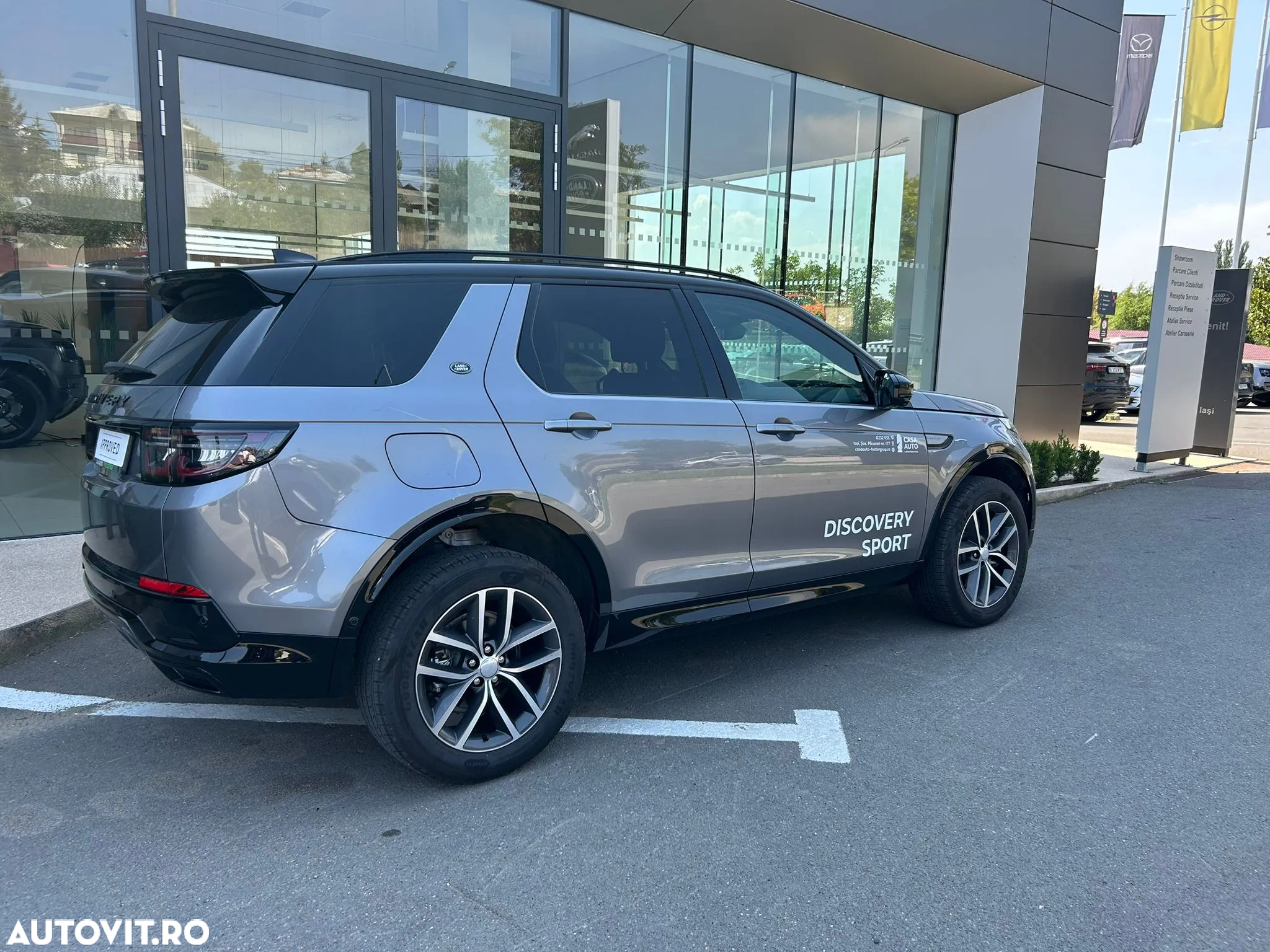 Land Rover Discovery Sport - 13